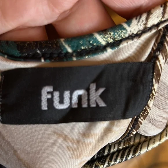 Funk mini dress ! - Picture 9 of 9